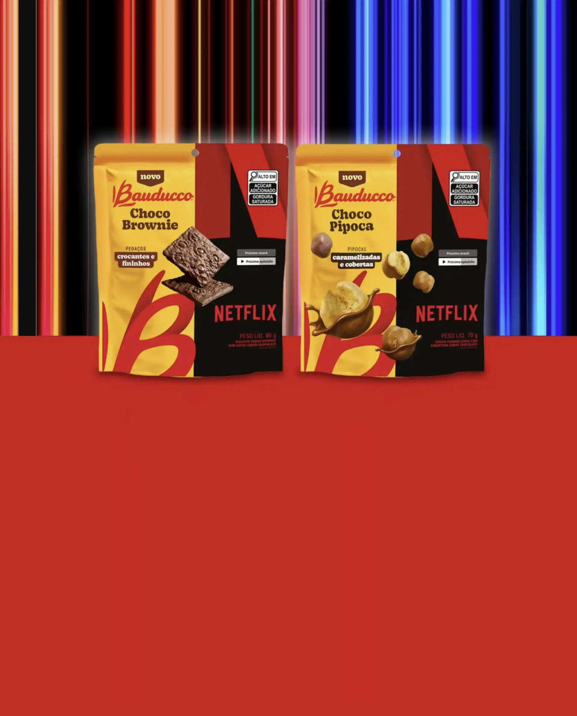Embalagens de snacks da Bauducco e Netflix.